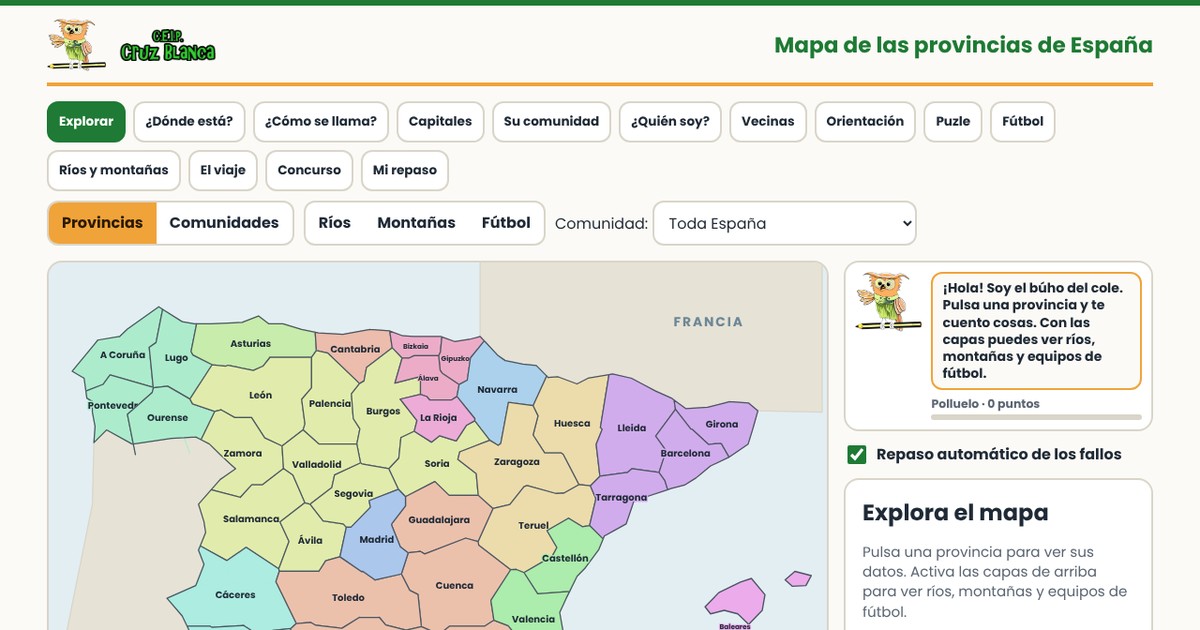 Captura del juego Mapa de las Provincias del CEIP Cruz Blanca: mapa de España con las provincias coloreadas por comunidad y el búho del cole dando la bienvenida